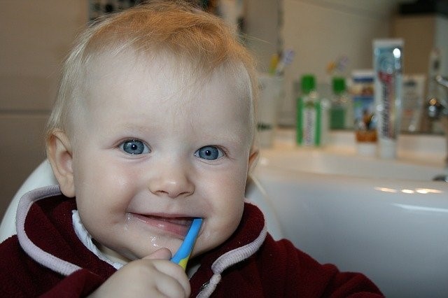Do we need to visit a dentist for kids’ milk teeth care?