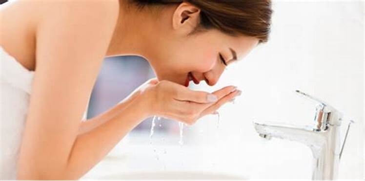 Ideal remedies for prevention and care of sensitive skin