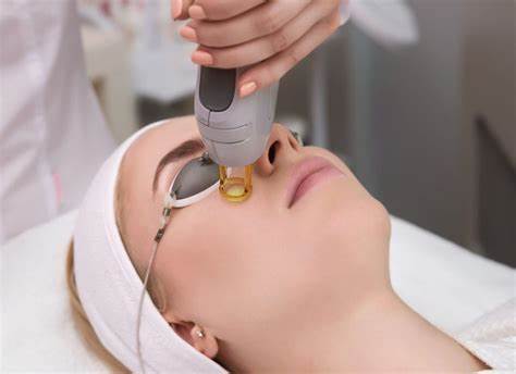 Want your acne scars to fade fast? Here is something that might help
